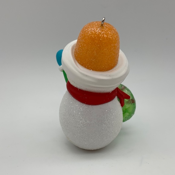 Hallmark Keepsake Sweet Snowman 2019 Limited Edition Christmas Ornament - Picture 5 of 16